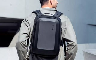 laptop backpacks and carry on luggage for business trips